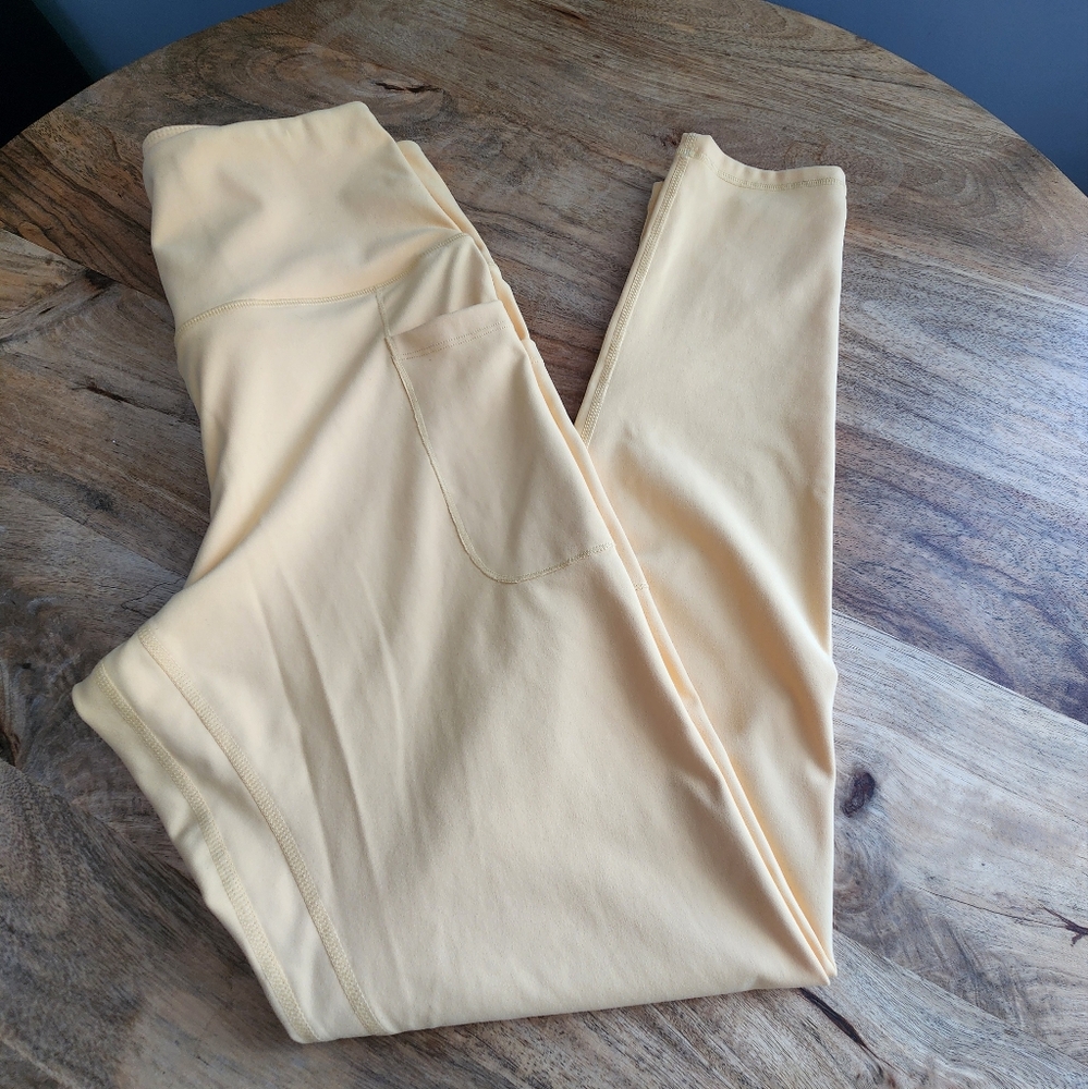 Women's Fety Light Yellow Buttery Soft XL Leggings